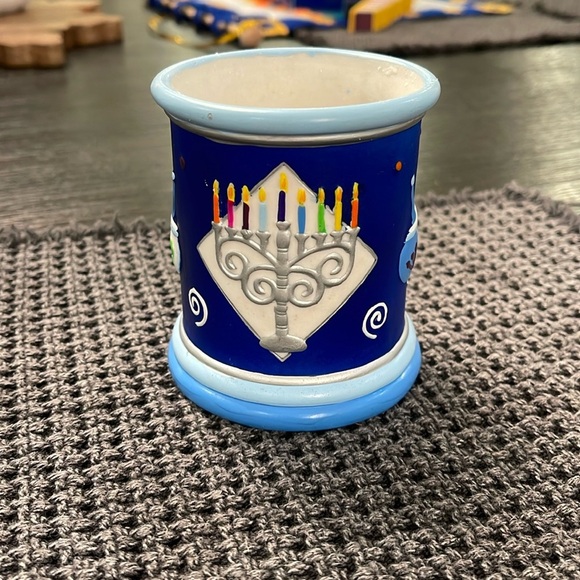 Menorah Cermaic Cup - Picture 1 of 5